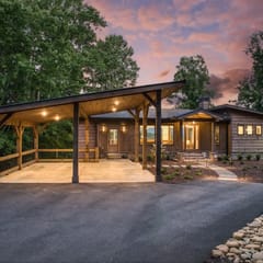 Berry Refined - Luxury, views, hot tub, spacious