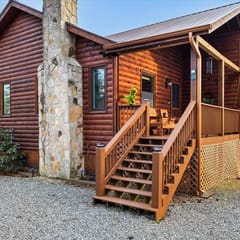 Twig Hollow-Hot tub, fire pit, dog friendly, view