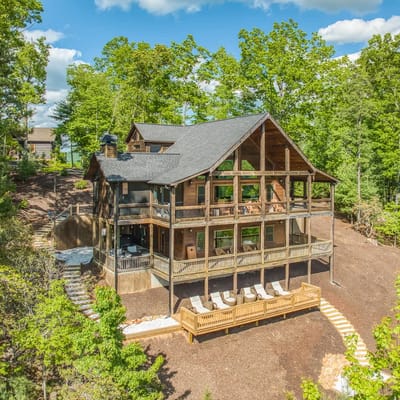 Reset Ridge - Mountain view, hot tub, fire pit
