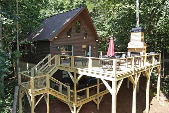 Big Pine - Mountain view, pet friendly, hot tub - Image 1
