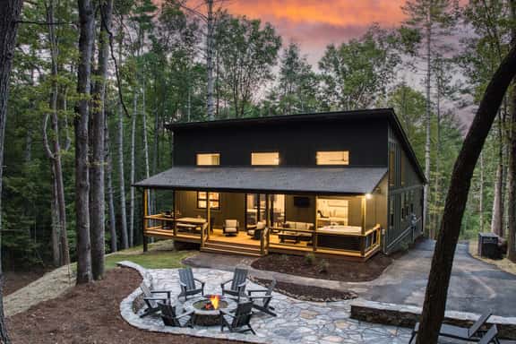 The Black Still - Hot tub-Private-Modern-Fire Pit - Image 1
