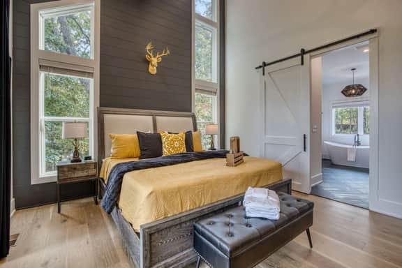Deer Crossing: view-hot tub-game & theater rooms - Image 3